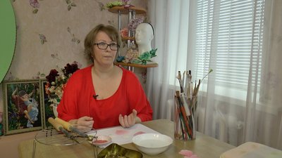 Створює квіти із тканини. Світлана Переяслівець. СУСПІЛЬНЕ | ЛЮДИ
