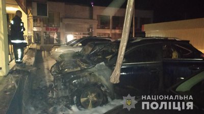 Кандидату на посаду міського голови Лозової на Харківщині підпалили автівку Кандидату на посаду міського голови Лозової на Харківщині підпалили автівку
