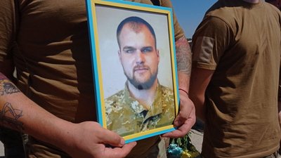 Третя штурмова бригада. Прощання із військовослужбовцем Михайлом Колесніком: фото