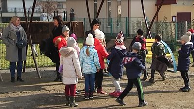 Канікули в ужгородських школах перенесли на початок березня Канікули в ужгородських школах перенесли на початок березня