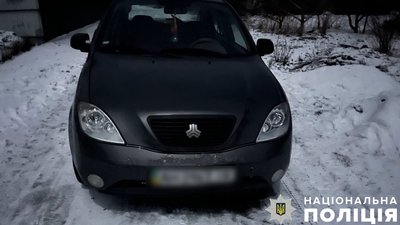 На Полтавщині сталося дві аварії: травмувалися водій та пішохід На Полтавщині сталося дві аварії: травмувалися водій та пішохід