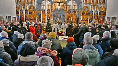 На Чернігівщині попрощалися з трьома бійцями На Чернігівщині попрощалися з трьома бійцями