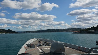 Кораблі НАТО ввійшли в Чорне море та прямують до Одеси Кораблі НАТО ввійшли в Чорне море та прямують до Одеси