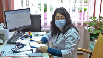 Вакцина проти грипу на Волині: скільки доз розподілили, кого та як щеплюють Вакцина проти грипу на Волині: скільки доз розподілили, кого та як щеплюють
