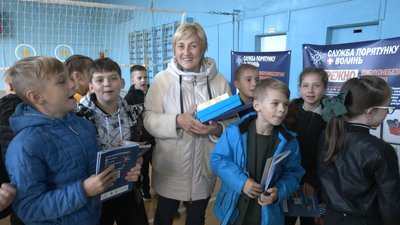 У луцькому ліцеї для школярів провели урок із мінної безпеки