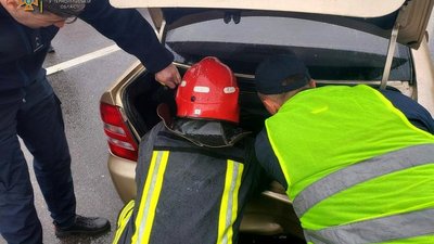 ДТП на Тернопільщині: зіткнулися чотири автомобілі ДТП на Тернопільщині: зіткнулися чотири автомобілі