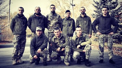 Фото Романа Децика з побратимами Фото Романа Децика з побратимами