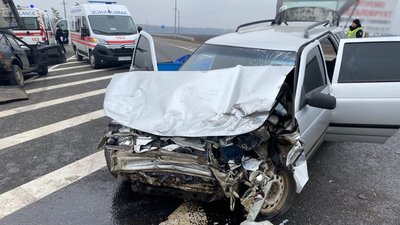 ДТП на Черкащині: один загиблий, п'ятеро — в лікарні ДТП на Черкащині: один загиблий, п'ятеро — в лікарні
