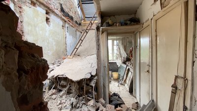 75 людей та 5 вантажівок з будматеріалами: на Чернігівщині рівненські волонтери відбудовують зруйновні будинки 75 людей та 5 вантажівок з будматеріалами: на Чернігівщині рівненські волонтери відбудовують зруйновні будинки