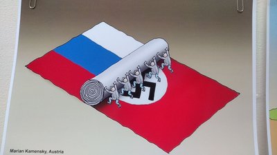 Руський кораблик, суїцид Путіна та двоглава курка: у Миколаєві презентували виставку карикатур Руський кораблик, суїцид Путіна та двоглава курка: у Миколаєві презентували виставку карикатур