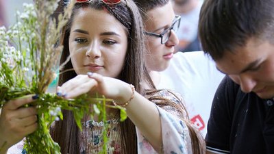 Концерт, етнопоказ і танці на пірсі. Як у Франківську зустрічають свято Івана Купала