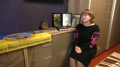 "Важко було на дрон зібрати": історія матері загиблого бійця та волонтерки Лариси Данічкіної з Рівного "Важко було на дрон зібрати": історія матері загиблого бійця та волонтерки Лариси Данічкіної з Рівного