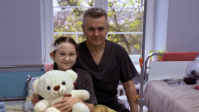14-річна Анна після хірургічного втручання