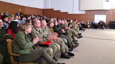 У Полтаві відбувся аукціон від волонтерів. Зібрали понад 100 тисяч для ЗСУ У Полтаві відбувся аукціон від волонтерів. Зібрали понад 100 тисяч для ЗСУ