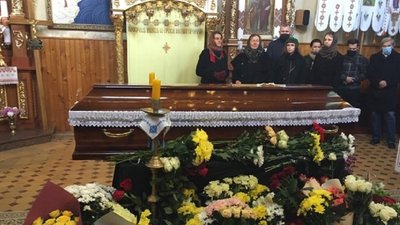У Львові попрощалися з дизайнером Петром Нестеренком У Львові попрощалися з дизайнером Петром Нестеренком