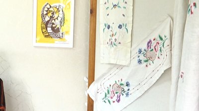Житомирському обласному центру народної творчості подарували колекцію старовинних вишитих робіт Житомирському обласному центру народної творчості подарували колекцію старовинних вишитих робіт
