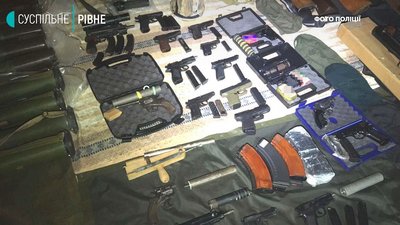 У Рівному поліція розкрила замах на суддю: підозрюваний під вартою У Рівному поліція розкрила замах на суддю: підозрюваний під вартою