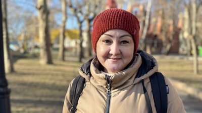 Місцева жителька Олена Місцева жителька Олена