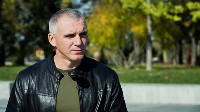 Міський голова Олександр Сєнкевич. Міський голова Олександр Сєнкевич.