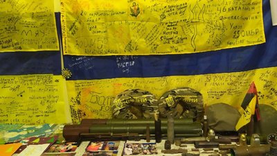 Експозицію волонтерського посту розмістили в Миколаївському центрі підтримки ВПО та ветеранів АТО