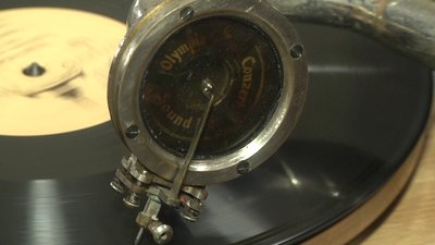 Патефони та грамофони кінця 19 століття: у Слов’янську відкрилась ретро-виставка Патефони та грамофони кінця 19 століття: у Слов’янську відкрилась ретро-виставка