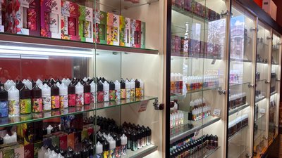 Електронні сигарети та рідини до них