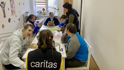 Денний догляд для людей з інвалідністю у Житомирі: які заняття проводять у центрі Денний догляд для людей з інвалідністю у Житомирі: які заняття проводять у центрі