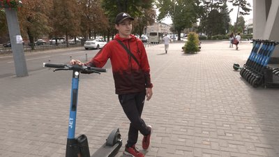 Правила дорожнього руху для кермувальників самокатів
