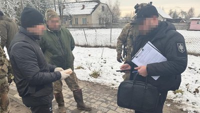 На Волині судитимуть прикордонника та його спільників за незаконну вирубку лісу в прикордонній зоні На Волині судитимуть прикордонника та його спільників за незаконну вирубку лісу в прикордонній зоні
