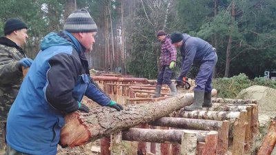 До облаштування оборонних рубежів на Волині долучилися ще ...безробітних До облаштування оборонних рубежів на Волині долучилися ще ...безробітних