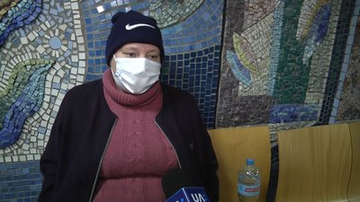 На Житомирщині дев'ятеро учнів гімназії потрапили до лікарні з підозрою на отруєння побутовою хімією На Житомирщині дев'ятеро учнів гімназії потрапили до лікарні з підозрою на отруєння побутовою хімією