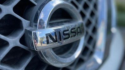 Житомирські священники відправляють на фронт автівку та збирають гроші ще на одну Житомирські священники відправляють на фронт автівку та збирають гроші ще на одну