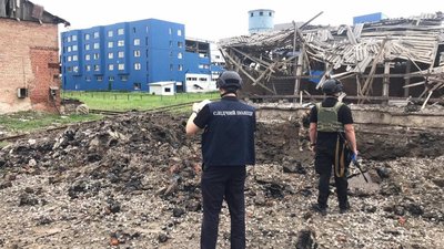 Окупанти РФ вночі 15 серпня обстріляли Чугуїв та Мерефу — Синєгубов Окупанти РФ вночі 15 серпня обстріляли Чугуїв та Мерефу — Синєгубов