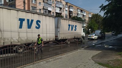 Збила вантажівка: лучанин загинув до приїзду швидкої