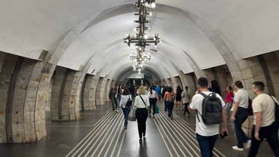 Скорочення комендантської години: як зміниться робота столичного метро із 10 вересня