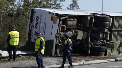 В Австралії перекинувся весільний автобус. Щонайменше 10 людей загинули