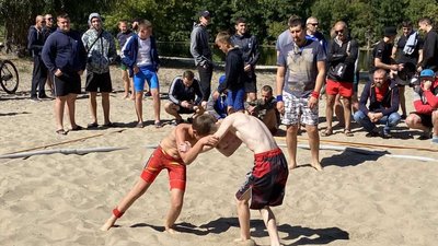 Чемпіонат області з пляжної боротьби відбувся у Сумах