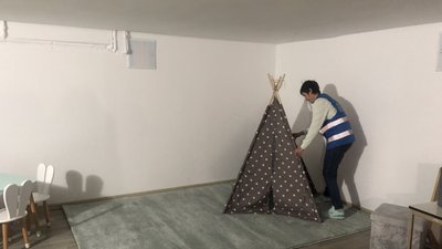 Бомбосховище з ігровим простором облаштували у дитячому садку в Ужгороді Бомбосховище з ігровим простором облаштували у дитячому садку в Ужгороді