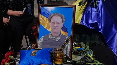 На Сумщині в останню путь провели двох захисників На Сумщині в останню путь провели двох захисників