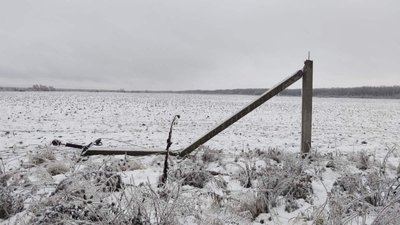На Чернігівщині через крижаний дощ досі без світла 219 населених пунктів На Чернігівщині через крижаний дощ досі без світла 219 населених пунктів