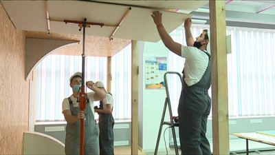 Удома, в класах та в майстернях. Училища Сумщини перейшли на змішану форму навчання Удома, в класах та в майстернях. Училища Сумщини перейшли на змішану форму навчання