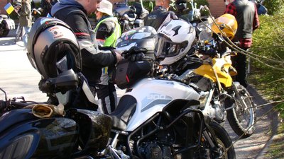 У Швеції відбувся мотопробіг на підтримку України У Швеції відбувся мотопробіг на підтримку України