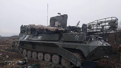 Бійці 10 гірсько-штурмової бригади захопили у російських окупантів комплекс РЕБ Бійці 10 гірсько-штурмової бригади захопили у російських окупантів комплекс РЕБ