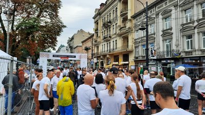 У Львові відбувся "Забіг у вишиванках" У Львові відбувся "Забіг у вишиванках"