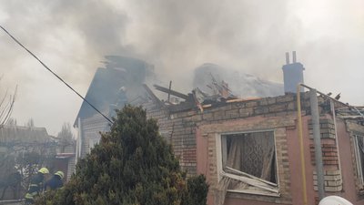 Війська РФ обстріляли Нікопольський район Дніпропетровщини: загинув чоловік, троє людей поранені