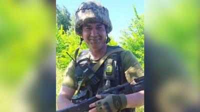 На Чернігівщині попрощалися з чотирма військовими, які загинули під час виконання завдань на сході України