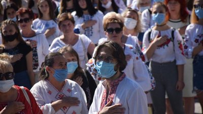 “Вишиванковий ланцюг” в Одесі провели у віртуальному форматі: з дистанцією та без рекордів