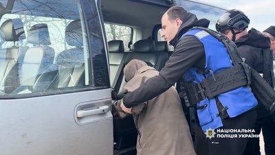 Евакуація на Чернігівщині: з прикордоння евакуювали 87-річну жінку