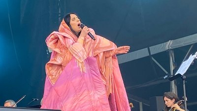 Джамала представила новий альбом Qirim у межах програми "Євробачення" Джамала представила новий альбом Qirim у межах програми "Євробачення"