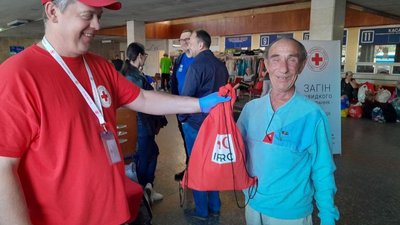 Одноразова продуктова допомога для переселенців. Одноразова продуктова допомога для переселенців.